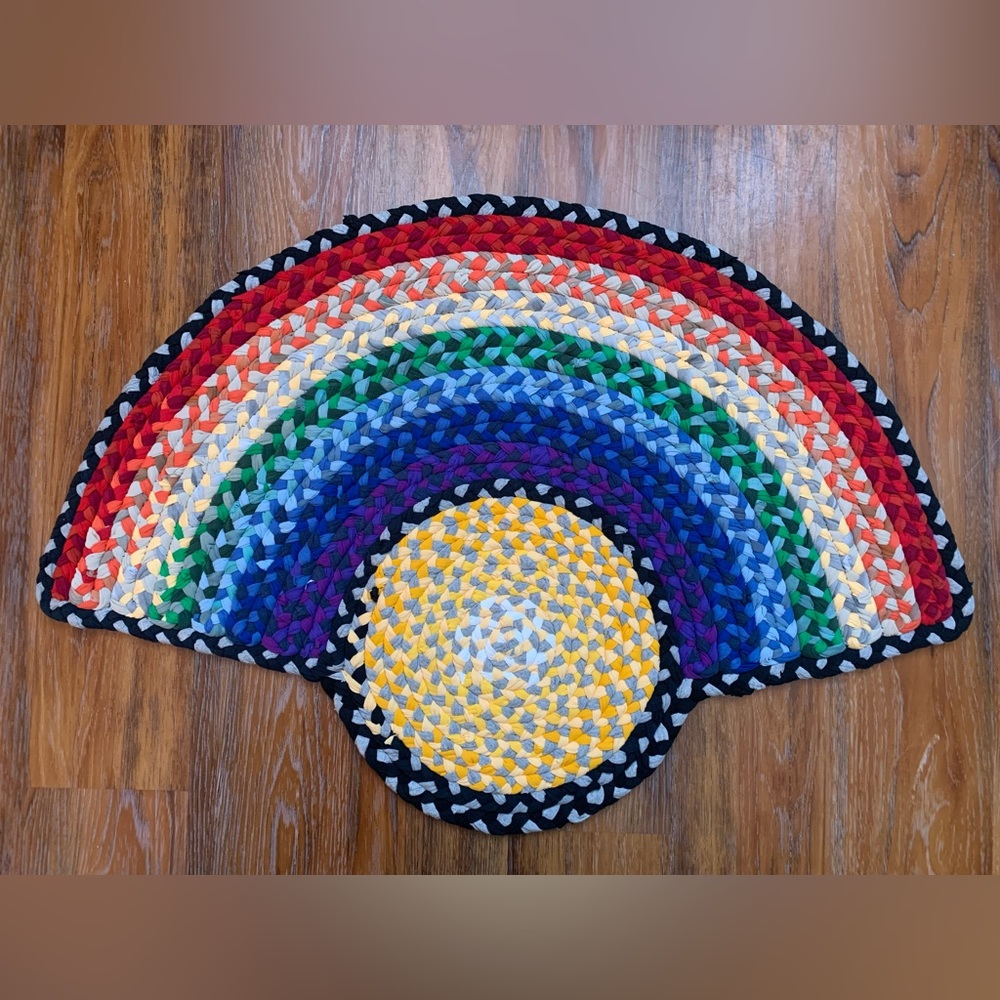 🌈Rainbow Handbraided Rug 🔆 - Picture 13 of 16